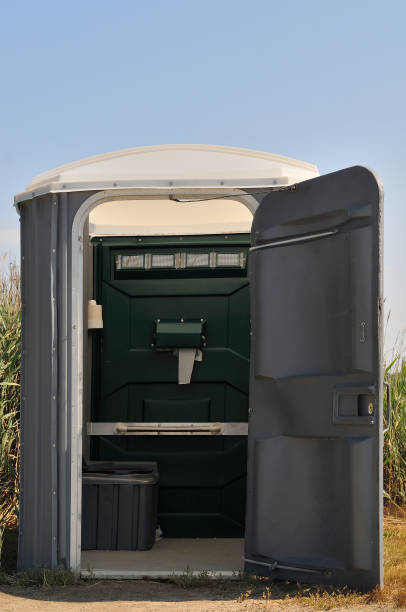 Best Portable toilet rental cost  in Lake Fenton, MI